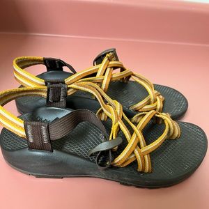 Chaco’s in great condition. Size 81/2
